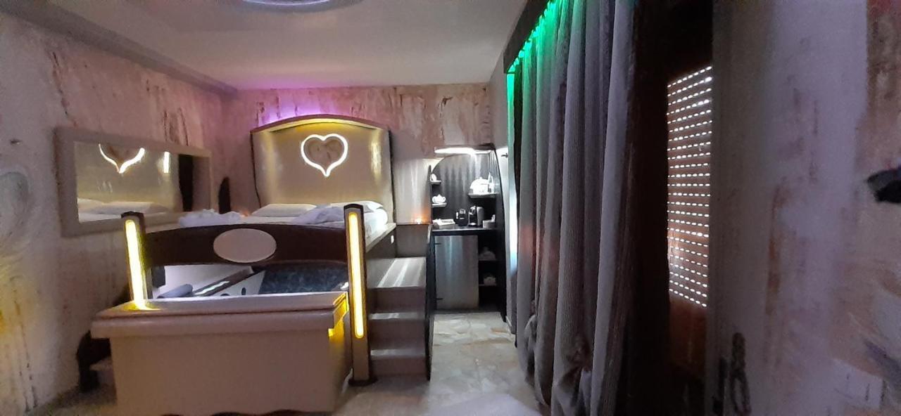 Spa B&B Roma D'Autore Il Nido D'Amore חדר תמונה
